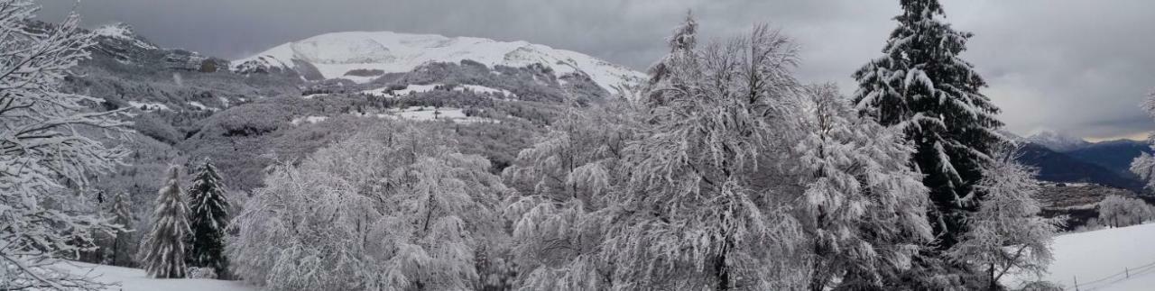 Garni Fobbie Hotell Brentonico Exteriör bild