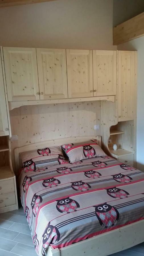 Garni Fobbie Hotell Brentonico Exteriör bild