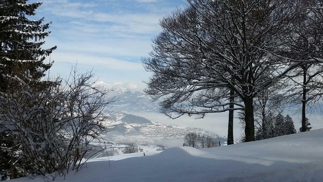 Garni Fobbie Hotell Brentonico Exteriör bild
