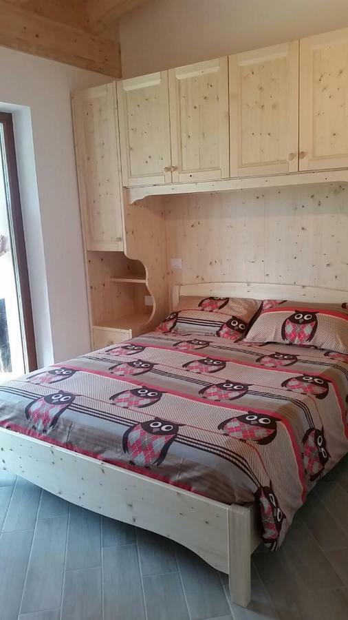 Garni Fobbie Hotell Brentonico Exteriör bild
