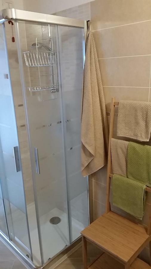 Garni Fobbie Hotell Brentonico Exteriör bild